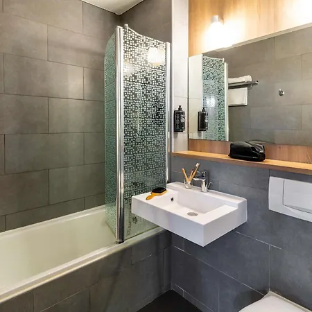 Ibis Styles Brive Ouest Hotel Exterior photo
