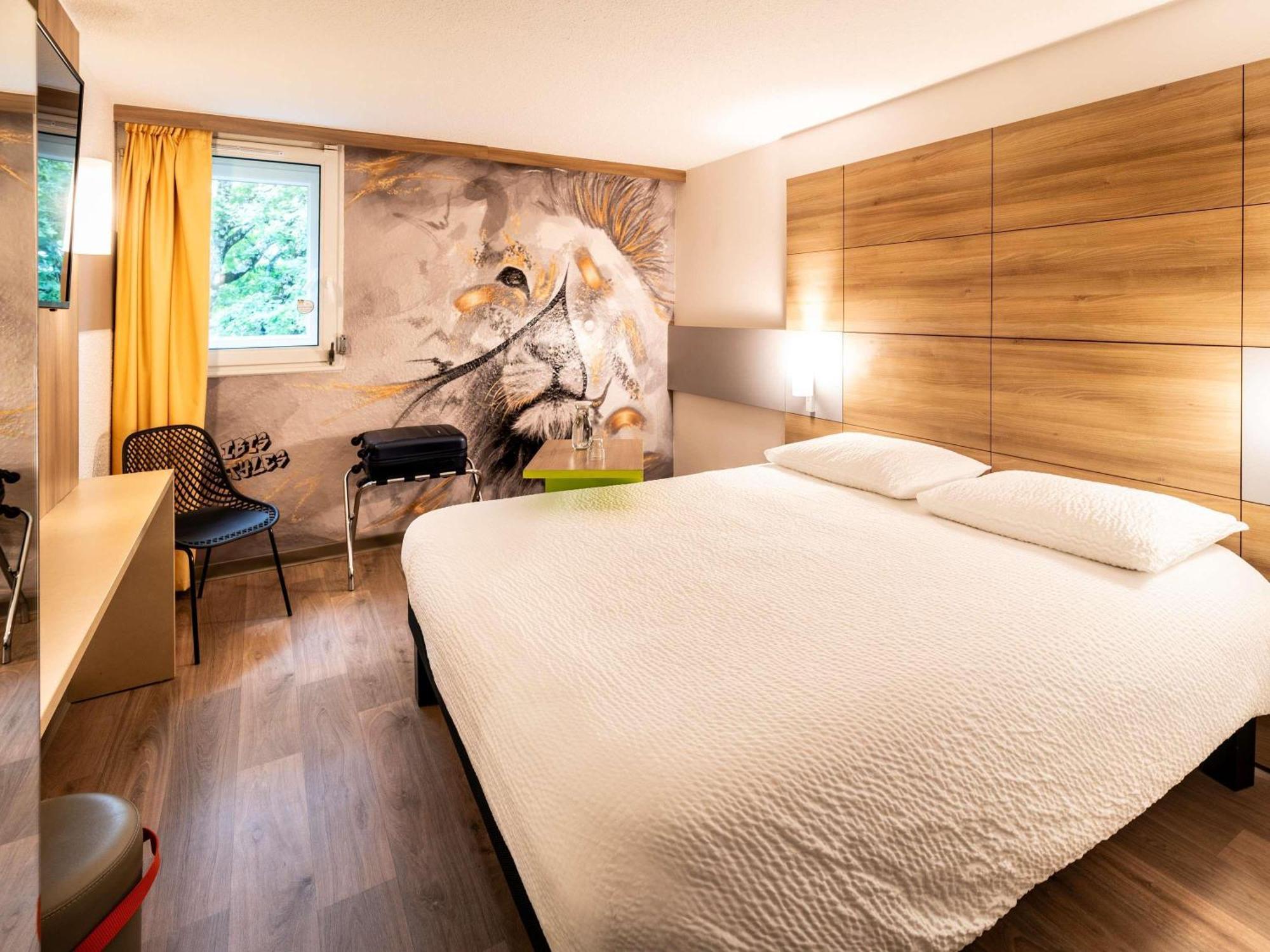 Ibis Styles Ouest Hotel 3*